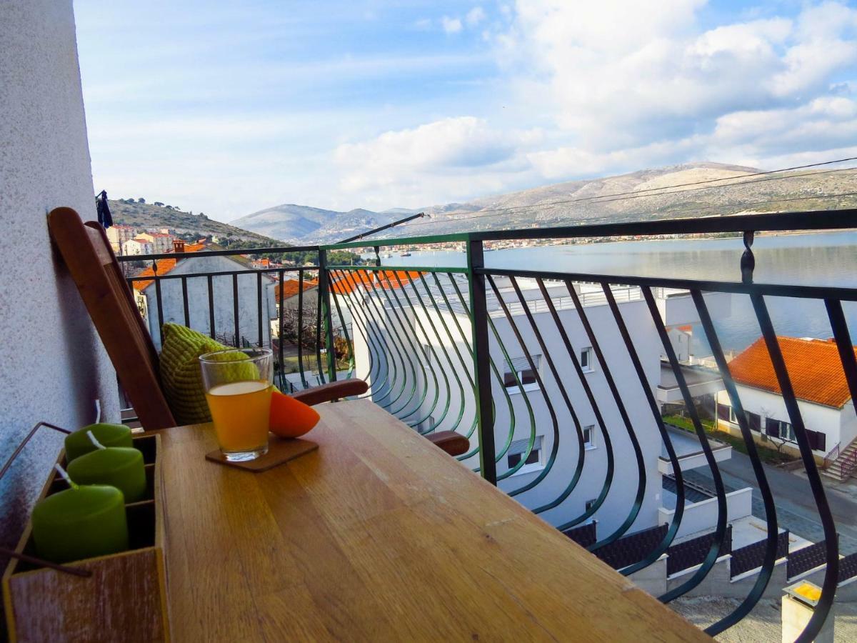 Apartments Barba Трогир Экстерьер фото