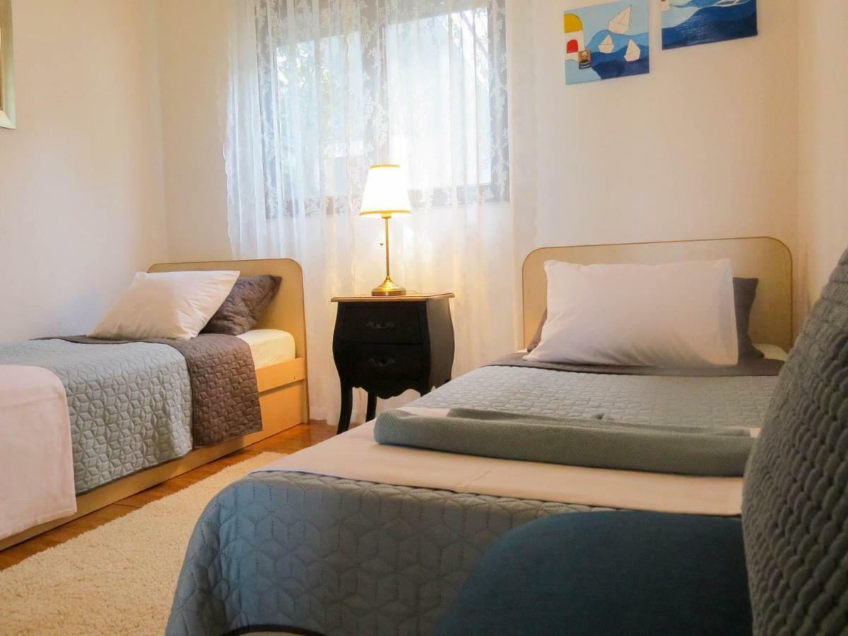 Apartments Barba Трогир Экстерьер фото